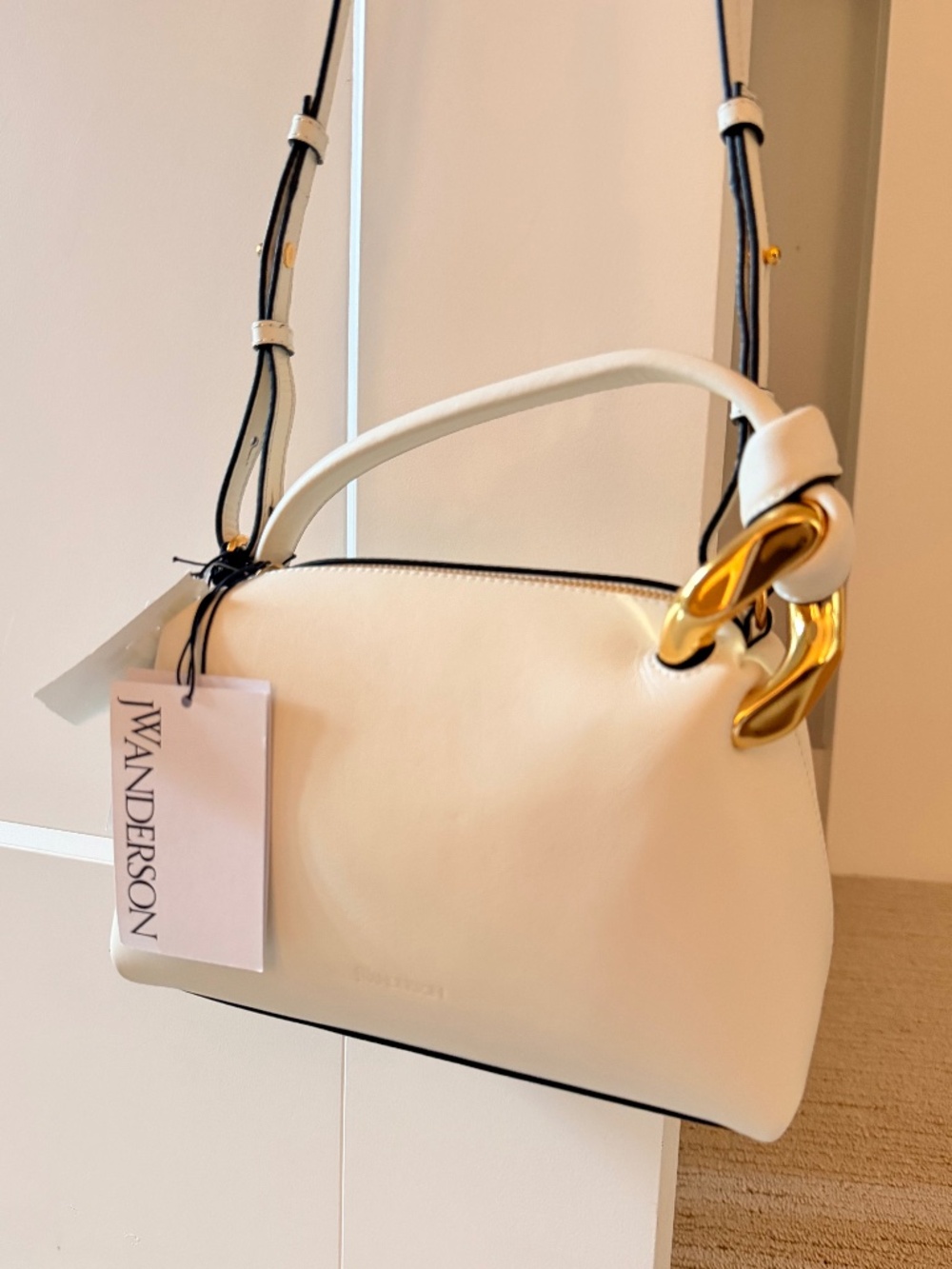 JW ANDERSON Gorgeous Cream Leather Corner Bag NWT $1,250!! - Picture 4 of 13